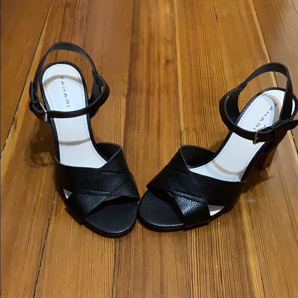 Tahari block heel sandals black size 8.5
